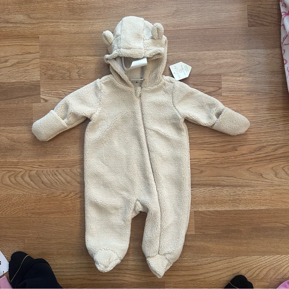 Petite mansion x nono onsie